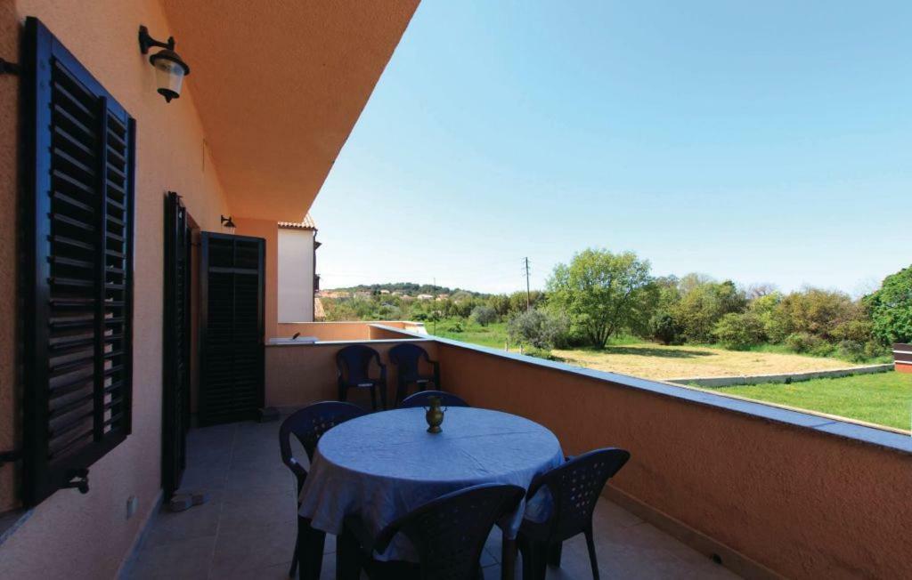 Vito 2 Apartman Póla Kültér fotó