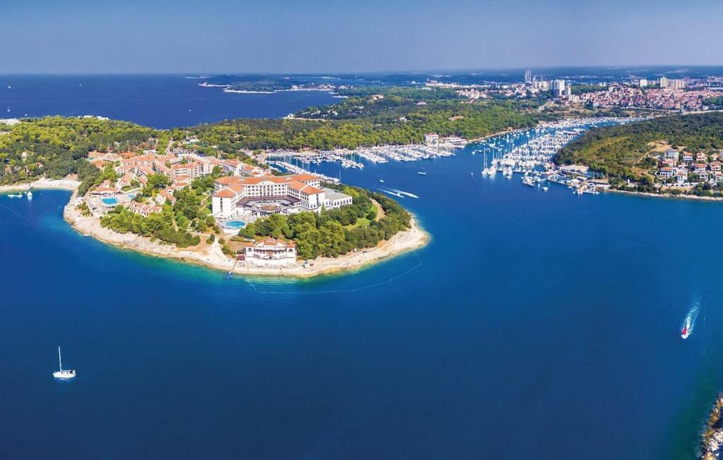 Vito 2 Apartman Póla Kültér fotó